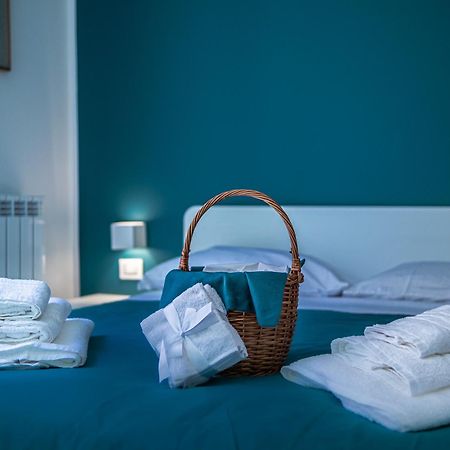 Rua De Mar Chiatamone Hotel Napoli Ngoại thất bức ảnh