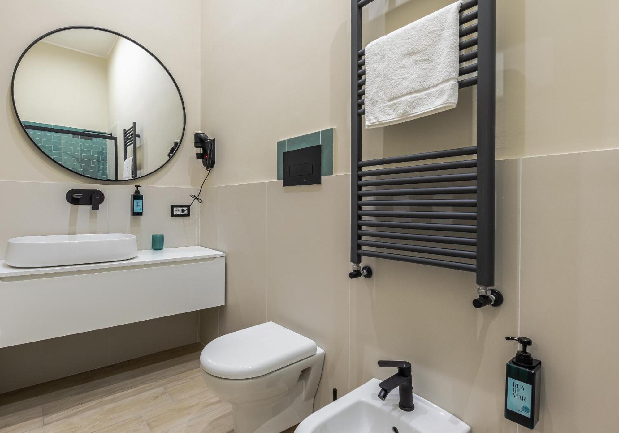 Rua De Mar Chiatamone Hotel Napoli Ngoại thất bức ảnh